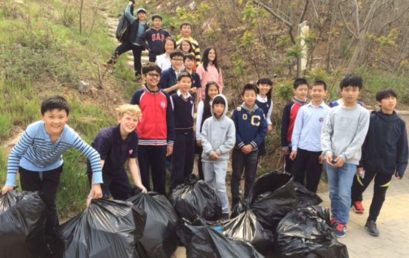 Being the Change – PYP students clean the beach